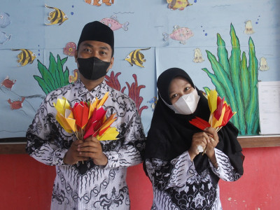 GURU FAVORIT PILIHAN SISWA -SISWI TK FK ICS