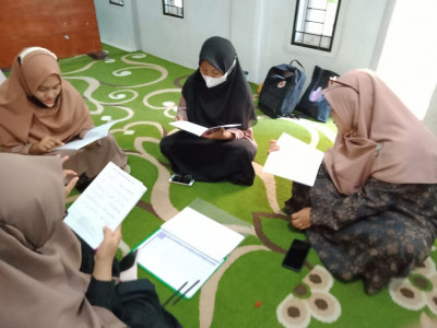 Kegiatan Tahfidz dan Tahsin Guru