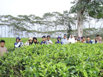 LEADERSHIP CAMP ANGKATAN KE 3 - 6