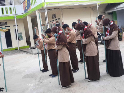 Kegiatan Pramuka SMP FK ICS